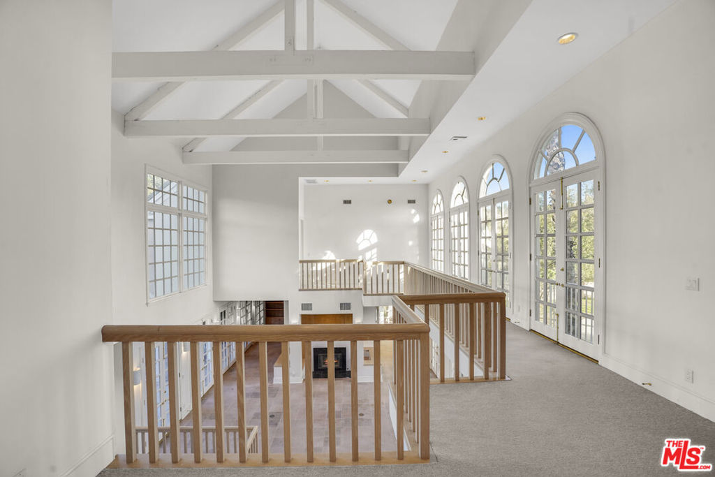 MLS #25602713 image #40