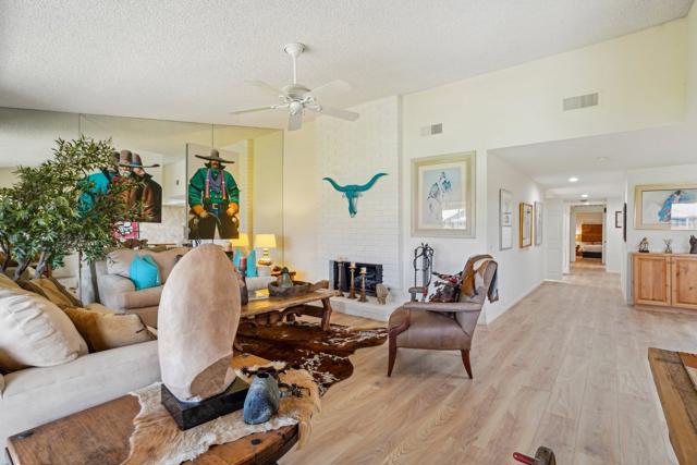 211 Camino Arroyo S, Palm Desert CA: https://media.crmls.org/mediaz/61831f82-4bf5-42d0-a23b-79f7a6500805.jpg