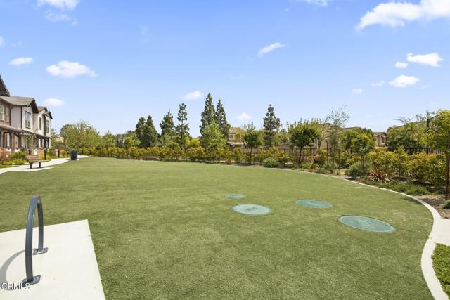 139 Farmhouse Drive, Simi Valley CA: https://media.crmls.org/mediaz/618374df-d690-474f-b85d-790f8cd1611e.jpg