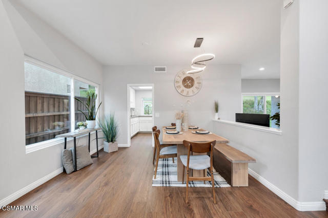 5092 Benedict Court, Oak Park CA: https://media.crmls.org/mediaz/61838ea6-f5e5-47e5-96e6-cda8cbe8cde7.jpg