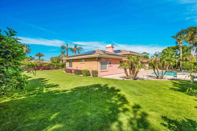 14 Collegiate Circle, Rancho Mirage CA: https://media.crmls.org/mediaz/61842384-01cb-4800-93a3-33214a9b52ed.jpg