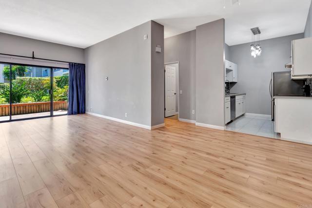 Detail Gallery Image 1 of 1 For 8328 Regents Rd 1d,  San Diego,  CA 92122 - 1 Beds | 1 Baths