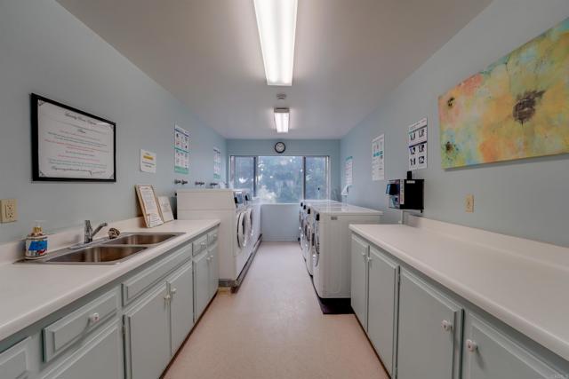 Detail Gallery Image 26 of 29 For 4900 Rosehedge Dr #208,  La Mesa,  CA 91942 - 2 Beds | 2 Baths