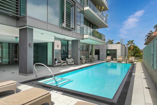 2855 5th Ave, San Diego CA: https://media.crmls.org/mediaz/6185646e-bd2c-4f61-afaf-c1d18f37e1d5.jpg