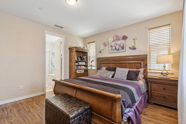 410 Thistle Court, Hollister CA: https://media.crmls.org/mediaz/6185784e-8504-4f6b-8908-568f6a2e9dec.jpg