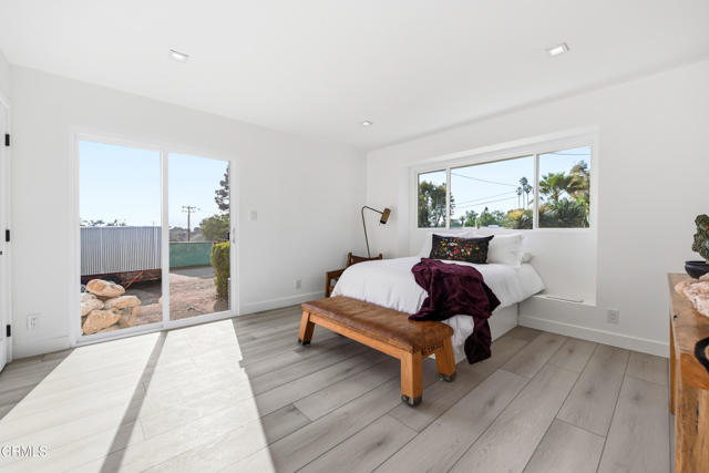 34 Vientos Road, Camarillo CA: https://media.crmls.org/mediaz/618669c1-225d-4338-a064-fe9a05a3d520.jpg