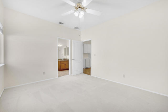 40180 Eastwood Lane, Palm Desert CA: https://media.crmls.org/mediaz/6188a23a-9f5a-4699-9aa7-c0d04742156f.jpg