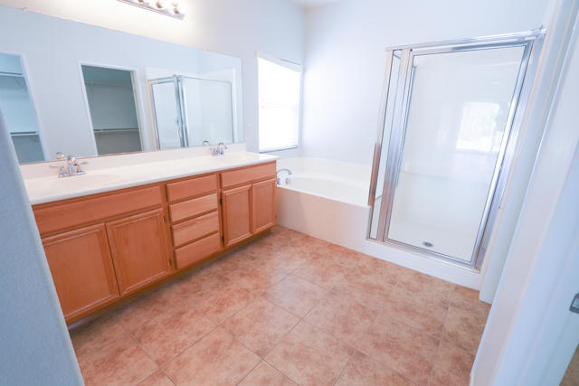 3713 Vista Verde, Palm Springs CA: https://media.crmls.org/mediaz/6188a903-1927-417b-ad44-7c53b3c46400.jpg
