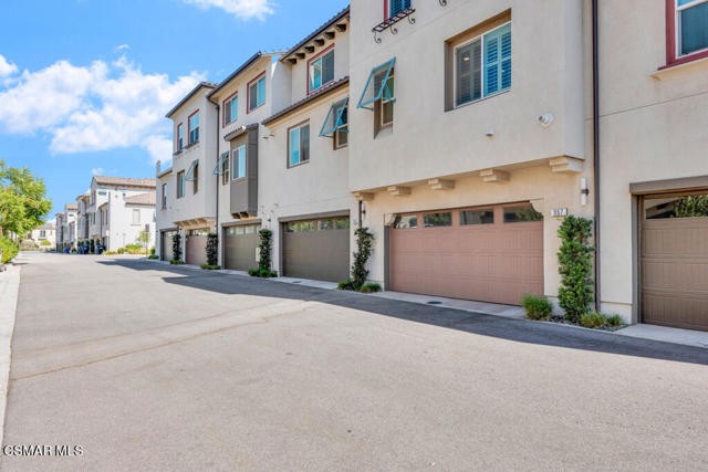 357 Townsite Promenade  -  HsHProd-41