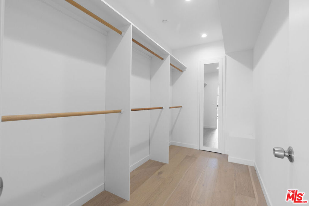 MLS #26829057 image #32
