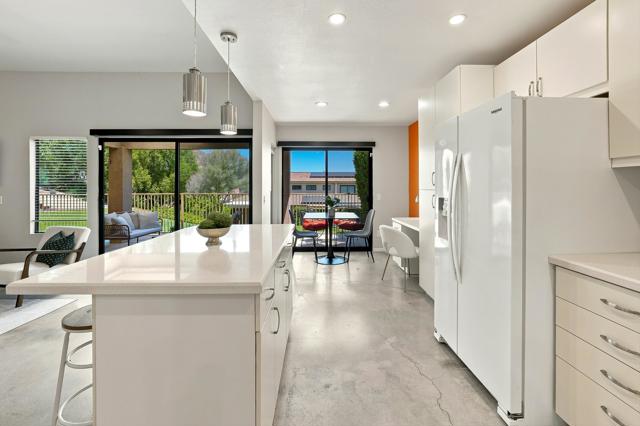 72302 Merry Vale Way, Palm Desert, CA 92260