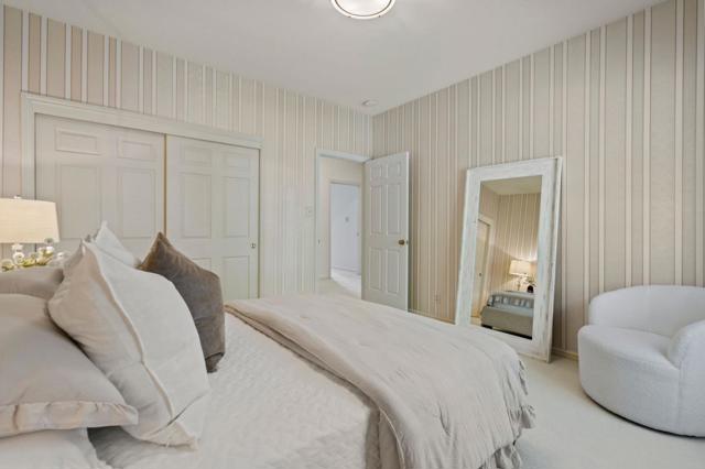 46 Eugenia Way, Hillsborough CA: https://media.crmls.org/mediaz/618b16ff-7cc1-444d-81e1-e1b0d42a0302.jpg