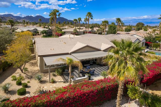 60590 Lace Leaf Court, La Quinta CA: https://media.crmls.org/mediaz/618bb256-c93e-488c-8399-75b3033d3b86.jpg