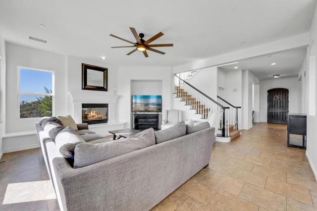 Detail Gallery Image 6 of 64 For 30809 Chateau Haut Briant, Bonsall,  CA 92003 - 5 Beds | 4/1 Baths