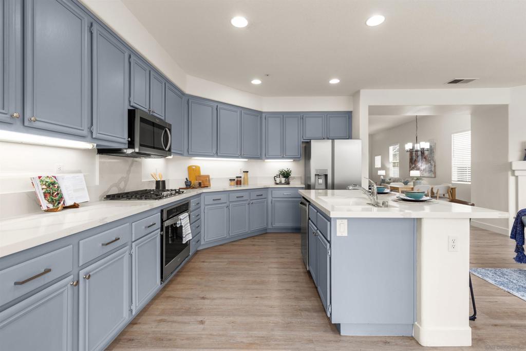 3050 Maplewood - photo 14