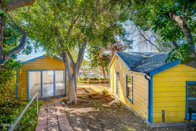 Detail Gallery Image 17 of 32 For 3864 Clayton Ave, Los Angeles,  CA 90027 - 2 Beds | 1 Baths