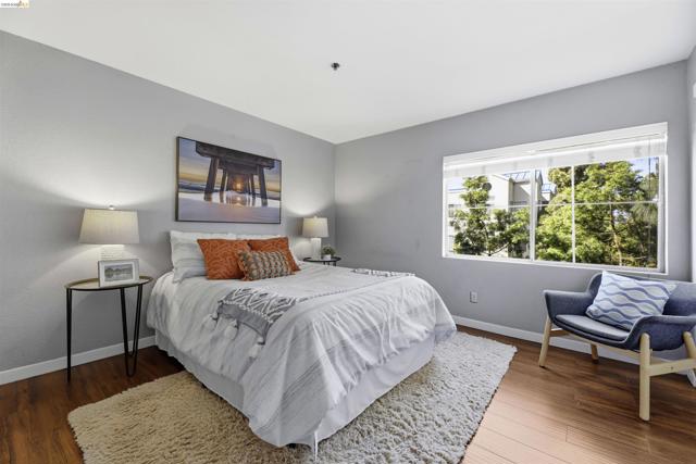 Image 17 of 38 For 535 Pierce 5203