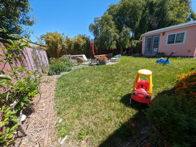 3039 Andrade Avenue, Richmond CA: https://media.crmls.org/mediaz/618e1220-7928-488e-b6d1-94d3a78b3308.jpg