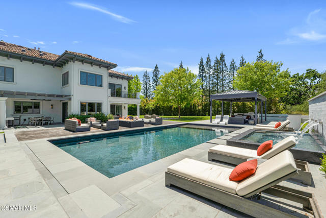 2259 Melford Court, Westlake Village CA: https://media.crmls.org/mediaz/618e2a96-3125-475e-b4f4-d254c015fbef.jpg