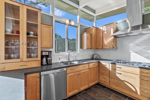 1256 Pacific Street, Monterey CA: https://media.crmls.org/mediaz/618e3889-4b99-4f03-8713-138c1c7b77fe.jpg