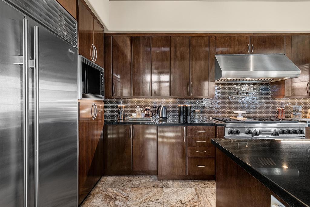 MLS #219140288PS image #2