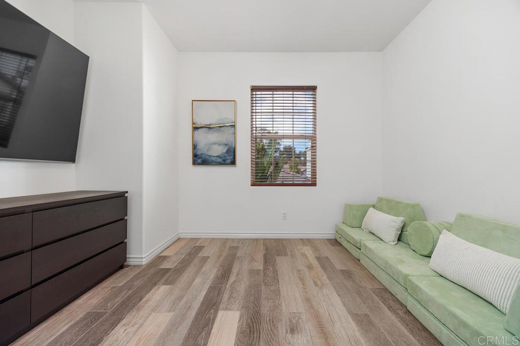 410 Pipes Lane - photo 18