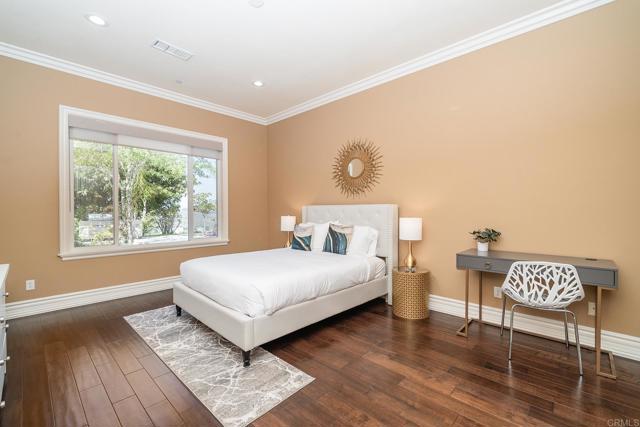 Image 31 of 75 For 29314 Twin Oaks Valley Road