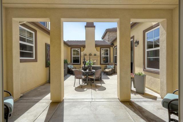 Detail Gallery Image 11 of 75 For 5006 Medalist Ct, Oceanside,  CA 92057 - 4 Beds | 3/1 Baths