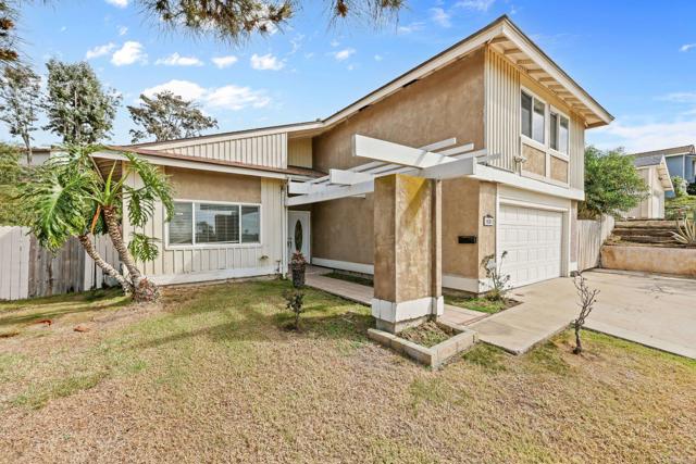 Detail Gallery Image 3 of 37 For 1531 Max Ave, Chula Vista,  CA 91911 - 4 Beds | 2/1 Baths