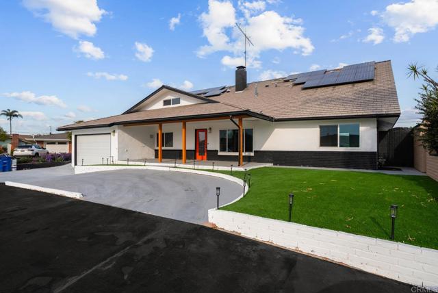 1894 Wedgemere Road, El Cajon CA: https://media.crmls.org/mediaz/61922c85-ae5e-4f69-80c9-86db7885fa72.jpg