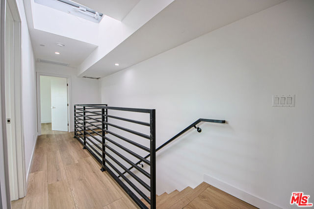 954 N Kingsley Drive, Los Angeles CA: https://media.crmls.org/mediaz/6194173e-2285-40ab-a317-7f838a3dfcaf.jpg