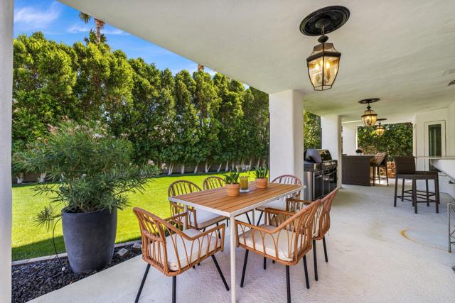 68716 Avenida Diosa, Cathedral City CA: https://media.crmls.org/mediaz/61942f51-c03b-40ac-ba9d-dfa85625f936.jpg