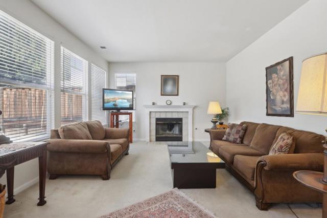 540 Lavender Way, Hollister CA: https://media.crmls.org/mediaz/619433d5-01ca-4497-ab42-a9db956ff80a.jpg