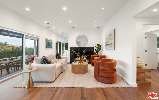 Drew Fenton | 968 Kenfield Avenue Los Angeles CA | MLS: 7503789 Drew Fenton | 968 Kenfield Avenue Los Angeles CA | MLS: 7503789