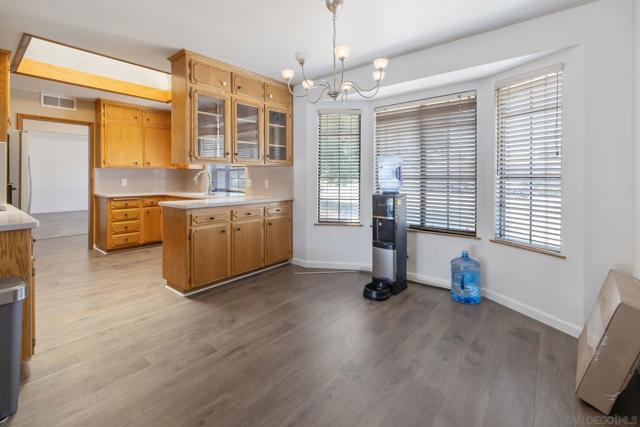 300 W Adrian Way, Hanford CA: https://media.crmls.org/mediaz/6194e387-5b14-4c03-a52d-c87c7ea9b8c3.jpg
