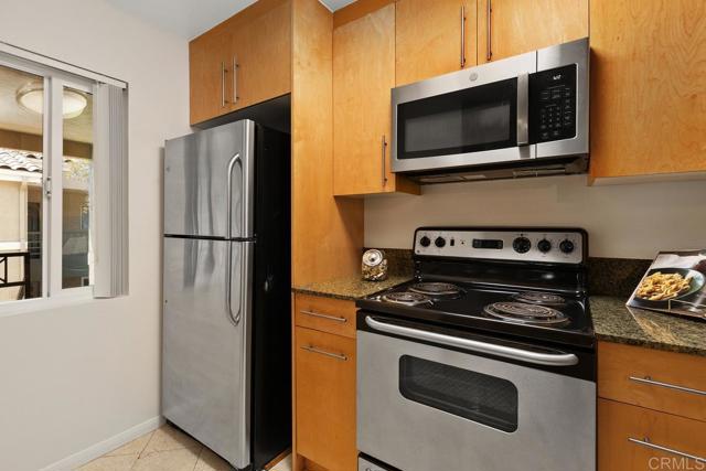 Detail Gallery Image 11 of 53 For 7565 Charmant Dr #512,  San Diego,  CA 92122 - 2 Beds | 2 Baths