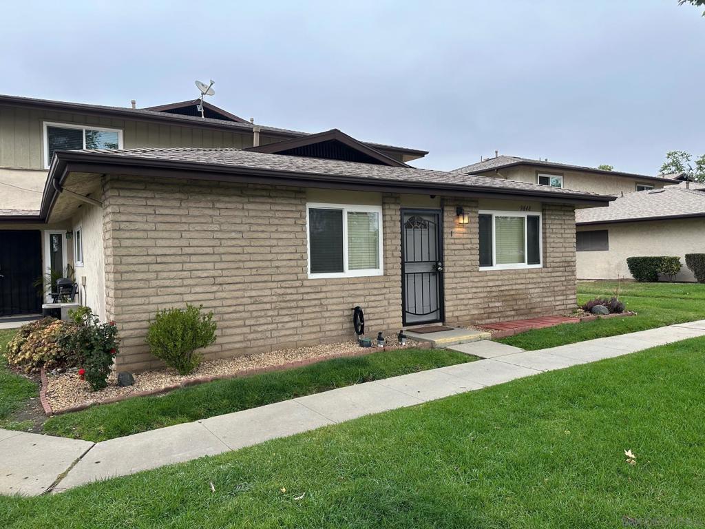 9848 Buena Vista #1