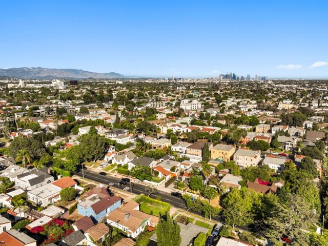 1250 Hauser Boulevard, Los Angeles CA: https://media.crmls.org/mediaz/6195f53d-8f3a-4003-ba4e-2b4d59755b8c.jpg