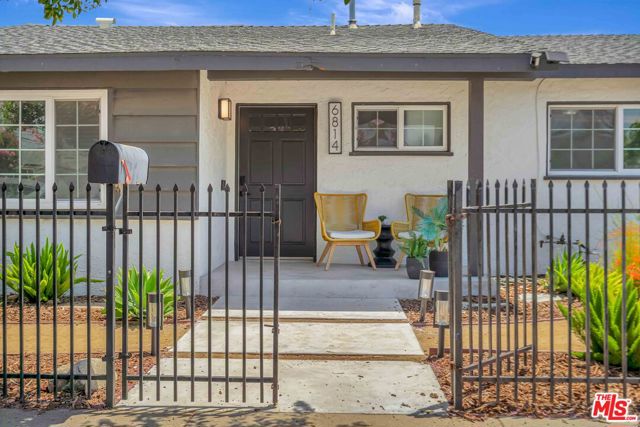 6814 Berquist Avenue, West Hills CA: https://media.crmls.org/mediaz/61961cdf-e2d7-439a-8a20-553896124946.jpg