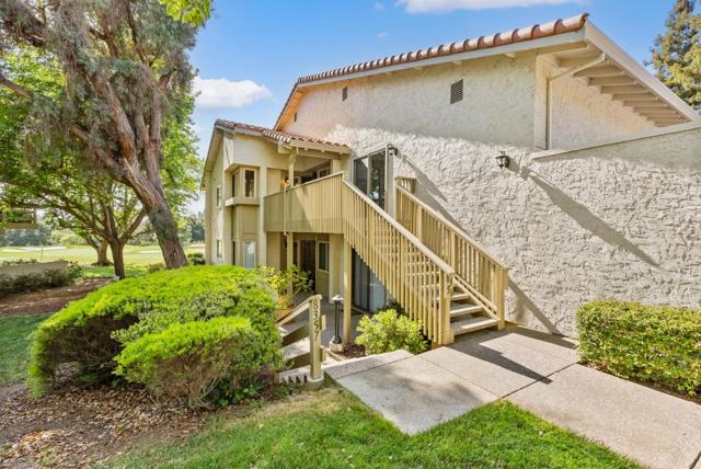 8356 Charbono Court, San Jose CA: https://media.crmls.org/mediaz/61967a97-7014-4686-9c92-8e3bd6fa6dca.jpg