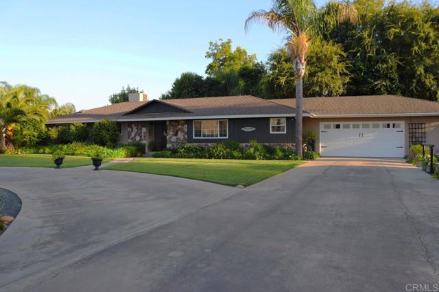 Details for 915 Strathmore Avenue N, Lindsay, CA 93247