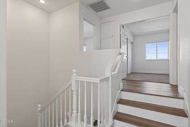 Detail Gallery Image 22 of 66 For 931 Corte Augusta, Camarillo,  CA 93010 - 3 Beds | 2/1 Baths