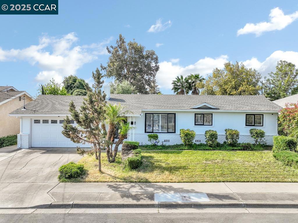 320 E 13th Street