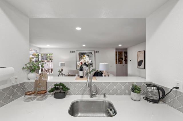 874 Cherry Glen Circle, Fremont CA: https://media.crmls.org/mediaz/6198f809-a99d-41a3-8728-a75c1c014f9b.jpg