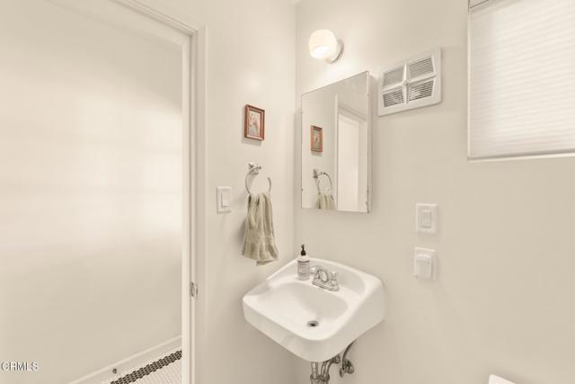 Detail Gallery Image 17 of 48 For 33 Monterey Dr, Oak View,  CA 93022 - 3 Beds | 2 Baths