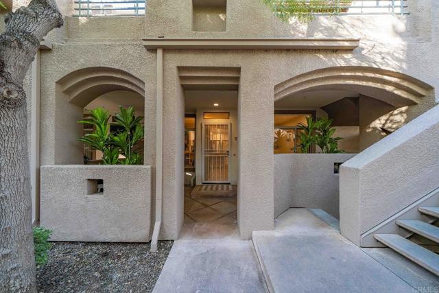 Detail Gallery Image 8 of 48 For 12604 Carmel Country Rd #17,  San Diego,  CA 92130 - 2 Beds | 2/1 Baths