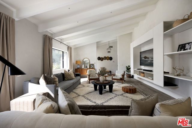 Drew Fenton | 29328 Heathercliff Road Malibu CA | MLS: 7286052