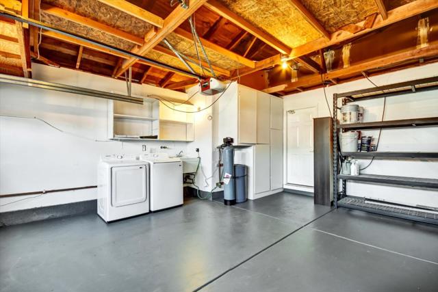 448 Kings Court, Campbell CA: https://media.crmls.org/mediaz/619d9e87-6891-453a-9f56-24f92b11d2dc.jpg