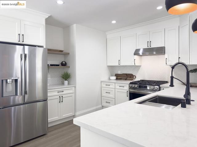 479 Kentucky Ave, Berkeley CA: https://media.crmls.org/mediaz/619fecfd-720d-490b-ac03-9686301e7e40.jpg