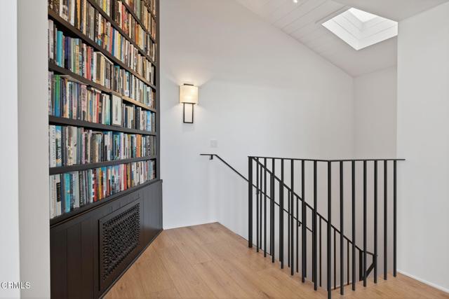 612 Shasta Drive, Santa Paula CA: https://media.crmls.org/mediaz/61a0c946-6241-4a80-a0fd-8e959fc6d782.jpg